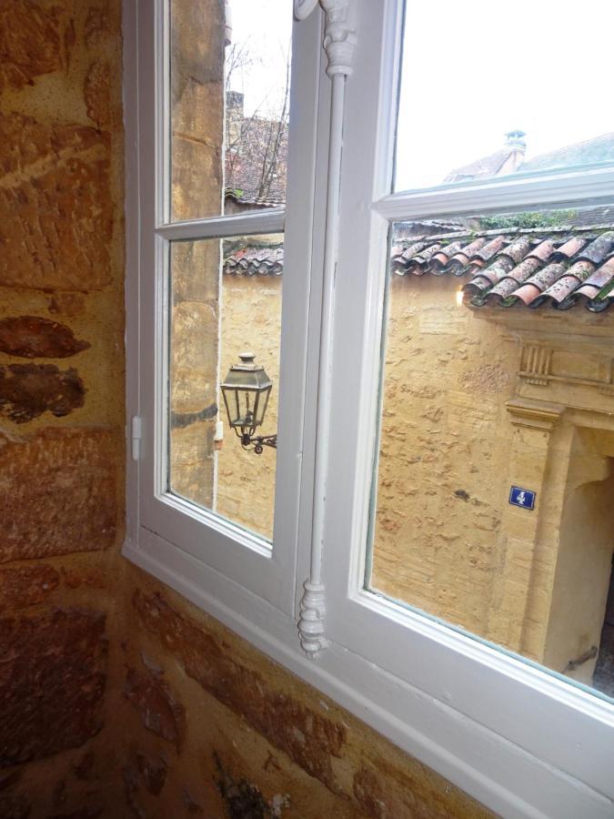 Les Appartements De Bacchus Сарла-ла-Канеда Экстерьер фото